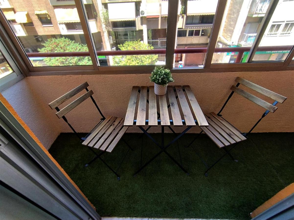 Guesthouse Shared With Host Alicante Bagian luar foto